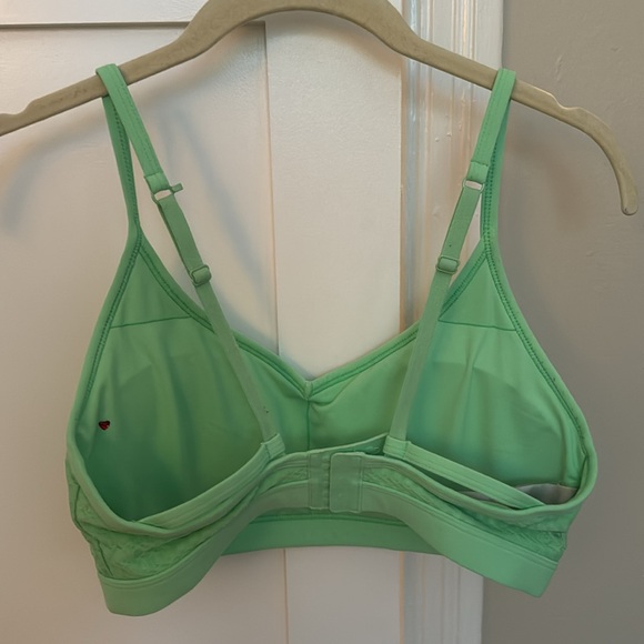 Lorna Jane Padded Sports Bra - Picture 6 of 6